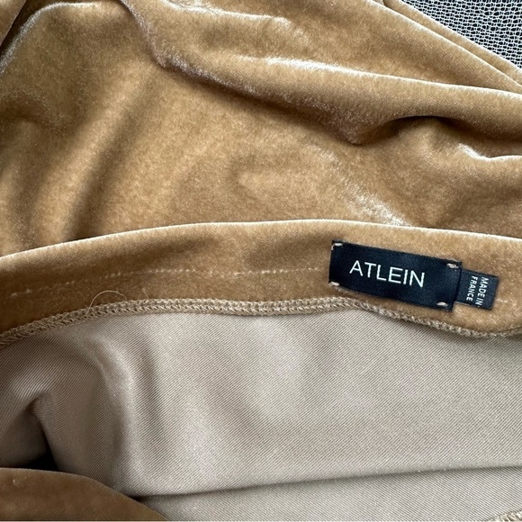 Atlein One Shoulder Velvet Top - Picture 13 of 14